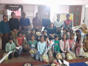 नीरजा देवभूमि ट्रस्ट द्वारा बच्चों के साथ होली का पर्व हर्षोल्लास से मनाया गया